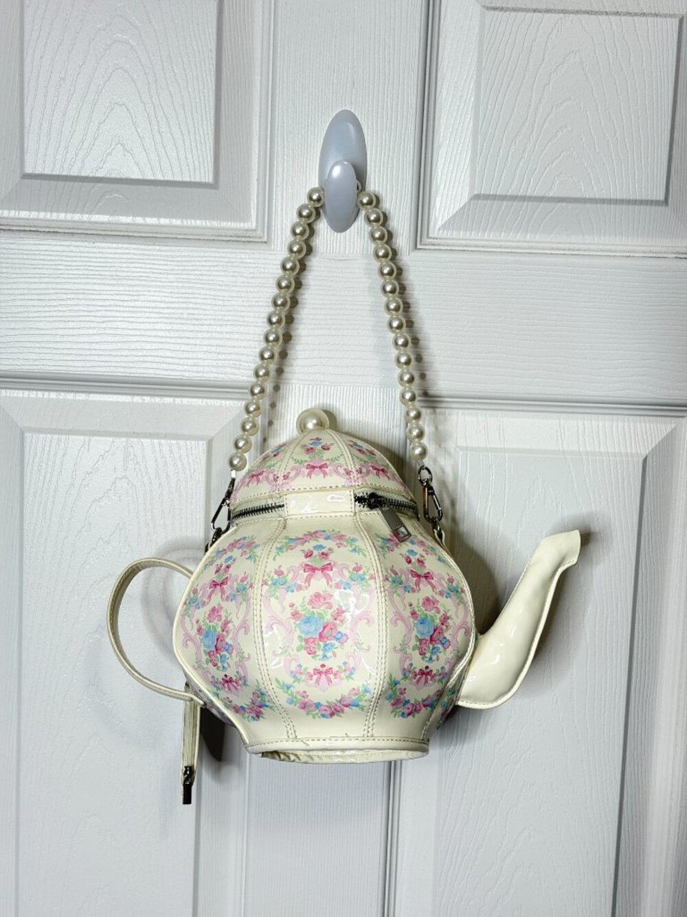White Floral Teapot Purse- Sugar Thrillz - Picture 3 of 5